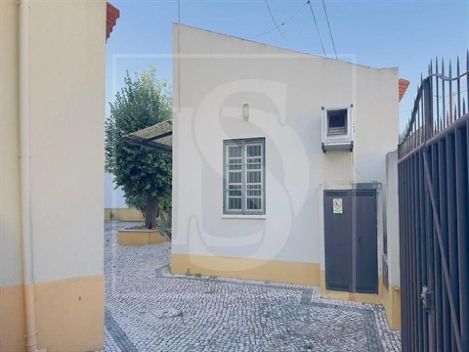 Prédio para Venda em São João Baptista Foto 6