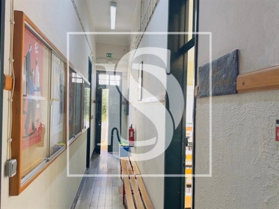 Prédio para Venda em São João Baptista Foto 4