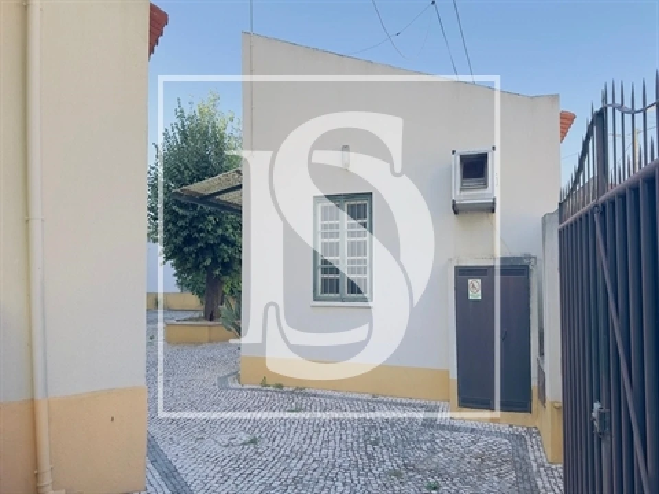 Prédio para Venda em São João Baptista Foto 5