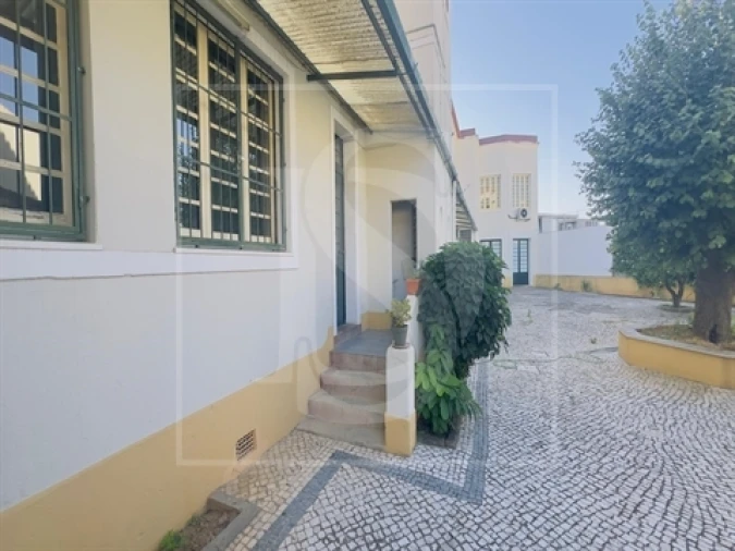 Prédio para Venda em São João Baptista Foto 3
