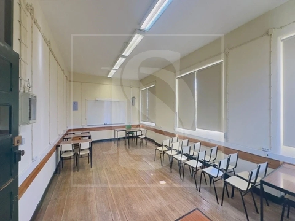 Prédio para Venda em São João Baptista Foto 16