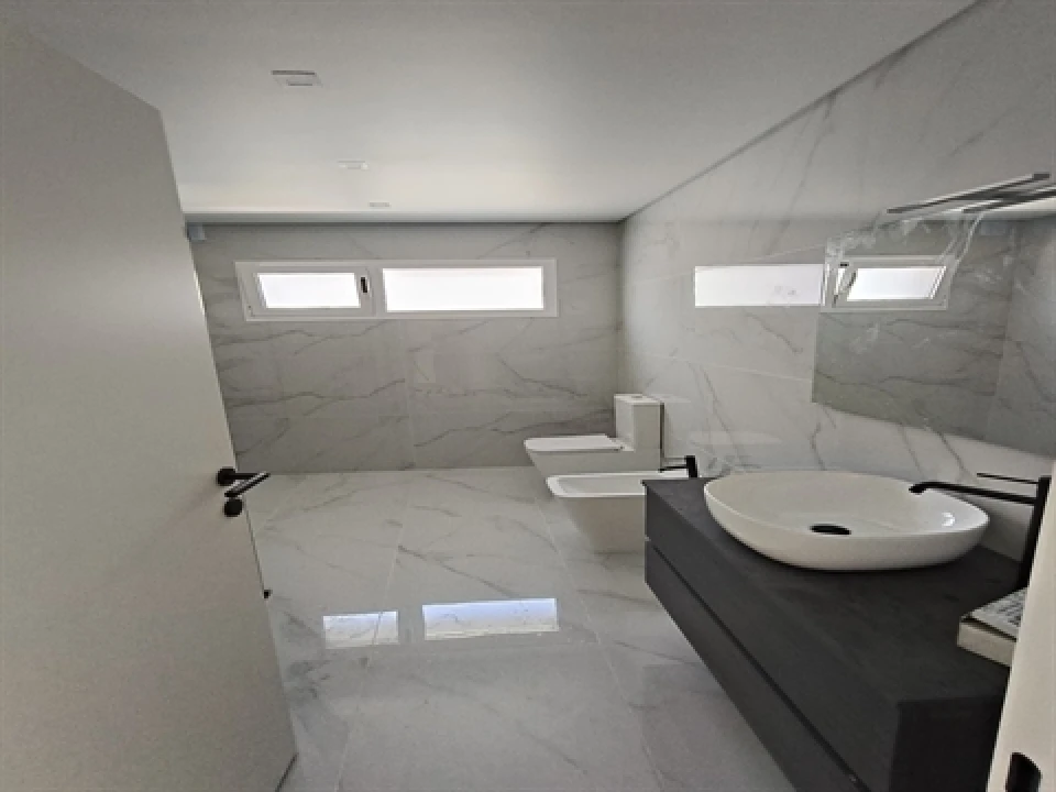 Moradia T4 para Venda em Nossa Sra de Fatima Foto 16