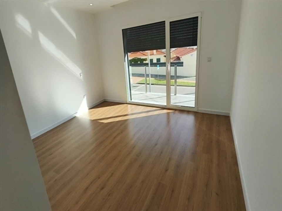 Moradia T4 para Venda em Nossa Sra de Fatima Foto 18