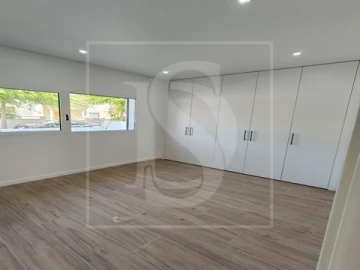 Moradia T4 para Venda em Nossa Sra de Fatima