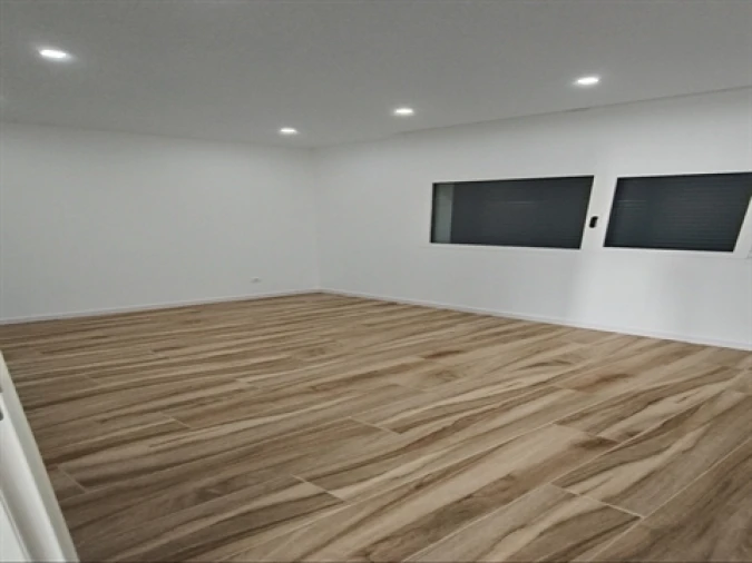 Moradia T4 para Venda em Nossa Sra de Fatima Foto 13