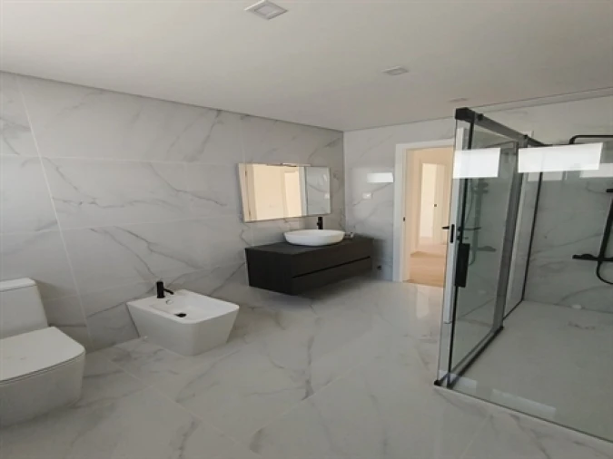 Moradia T4 para Venda em Nossa Sra de Fatima Foto 15