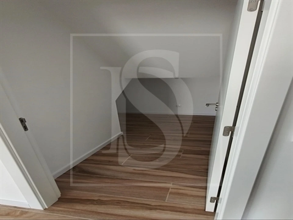 Moradia T4 para Venda em Nossa Sra de Fatima Foto 23