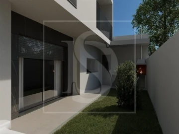 Moradia T4 para Venda em Nossa Sra de Fatima