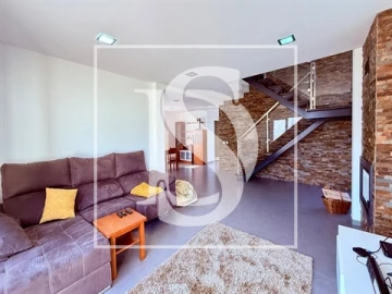 Moradia T5 para Venda em Nossa Sra de Fatima