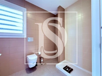 Moradia T5 para Venda em Nossa Sra de Fatima