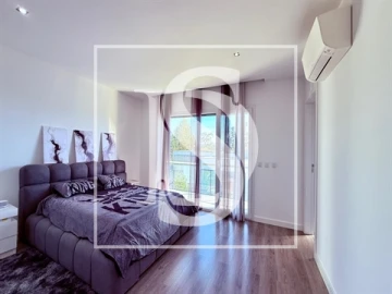 Moradia T5 para Venda em Nossa Sra de Fatima