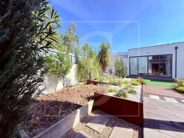 Moradia T5 para Venda em Nossa Sra de Fatima