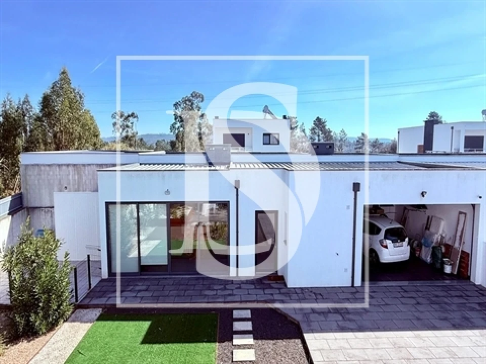 Moradia T5 para Venda em Nossa Sra de Fatima Foto 39