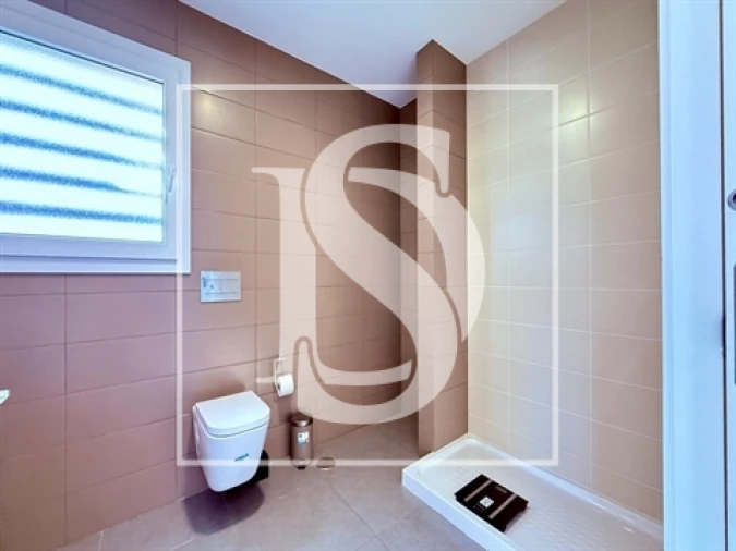 Moradia T5 para Venda em Nossa Sra de Fatima Foto 19