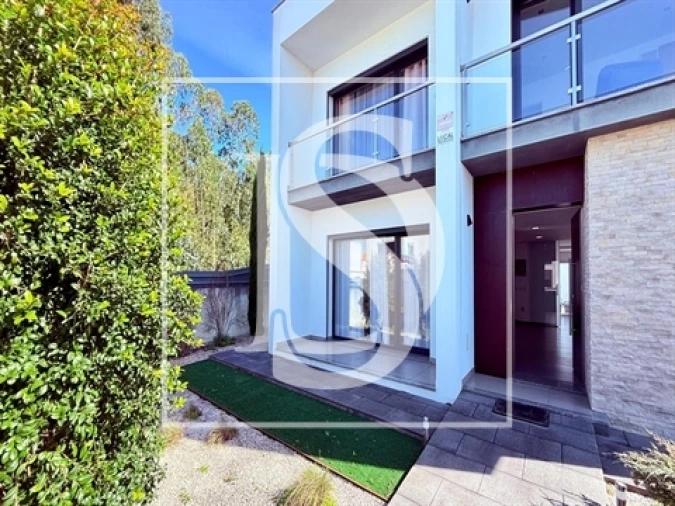 Moradia T5 para Venda em Nossa Sra de Fatima Foto 5