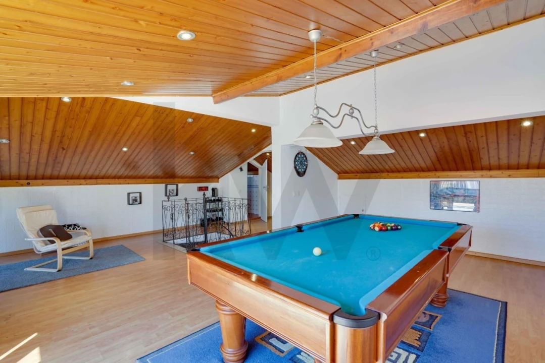 Moradia T5 para Venda em Corroios Foto 32