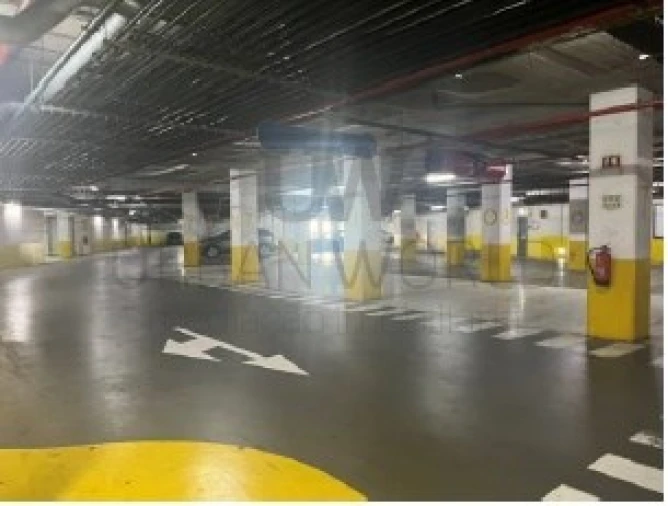 Prédio para Arrendamento em Algés, Linda-A-Velha e Cruz Quebrada-Dafundo Foto 9