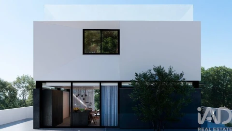 Moradia T6 para Venda em Montenegro