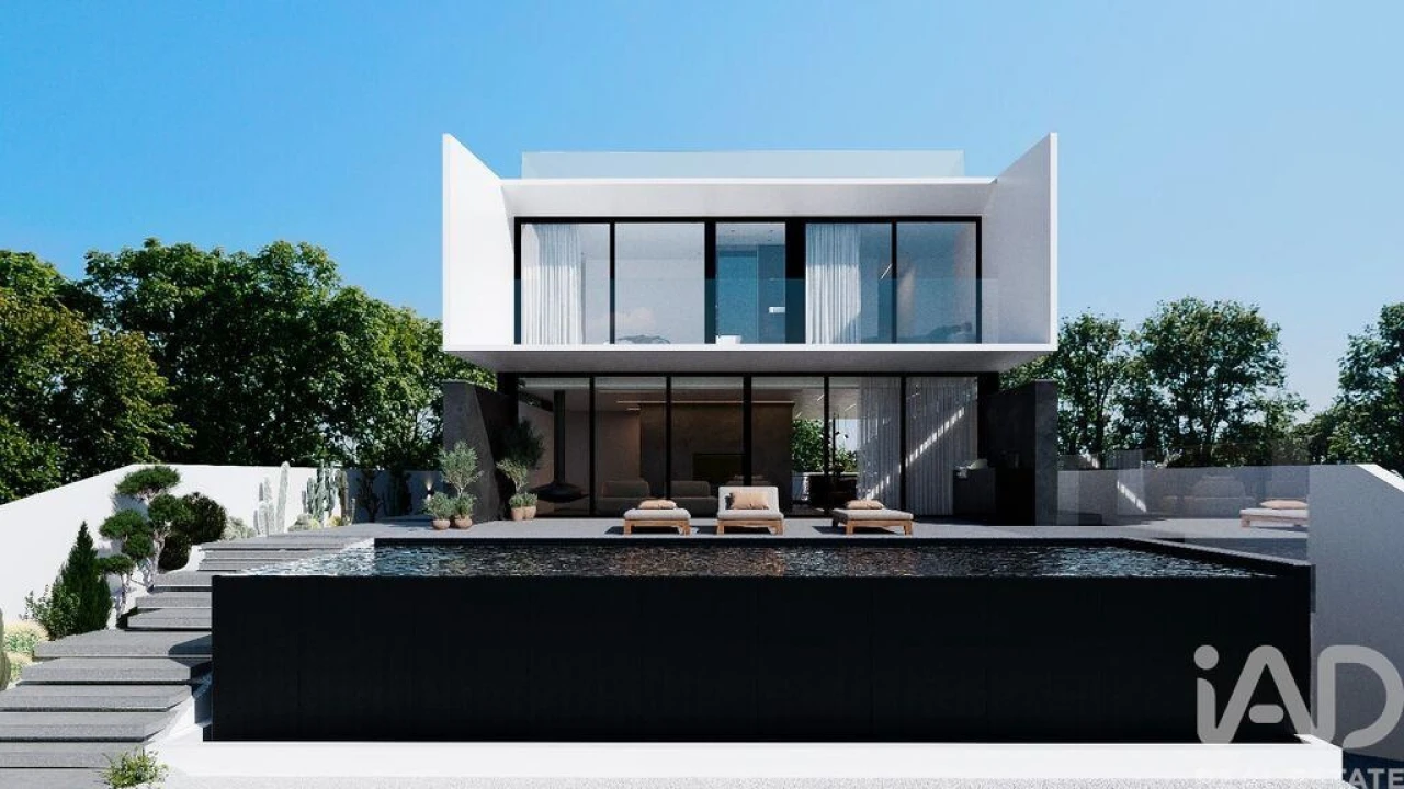 Moradia T6 para Venda em Montenegro Foto 1