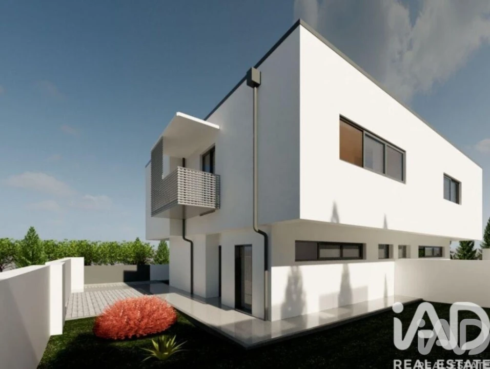 Moradia T3 para Venda em Darque Foto 9