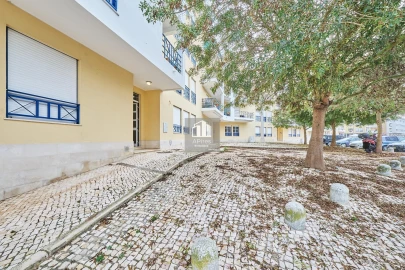Apartamento T3 para Venda em Costa da Caparica