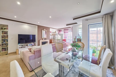 Apartamento T3 para Venda em Costa da Caparica