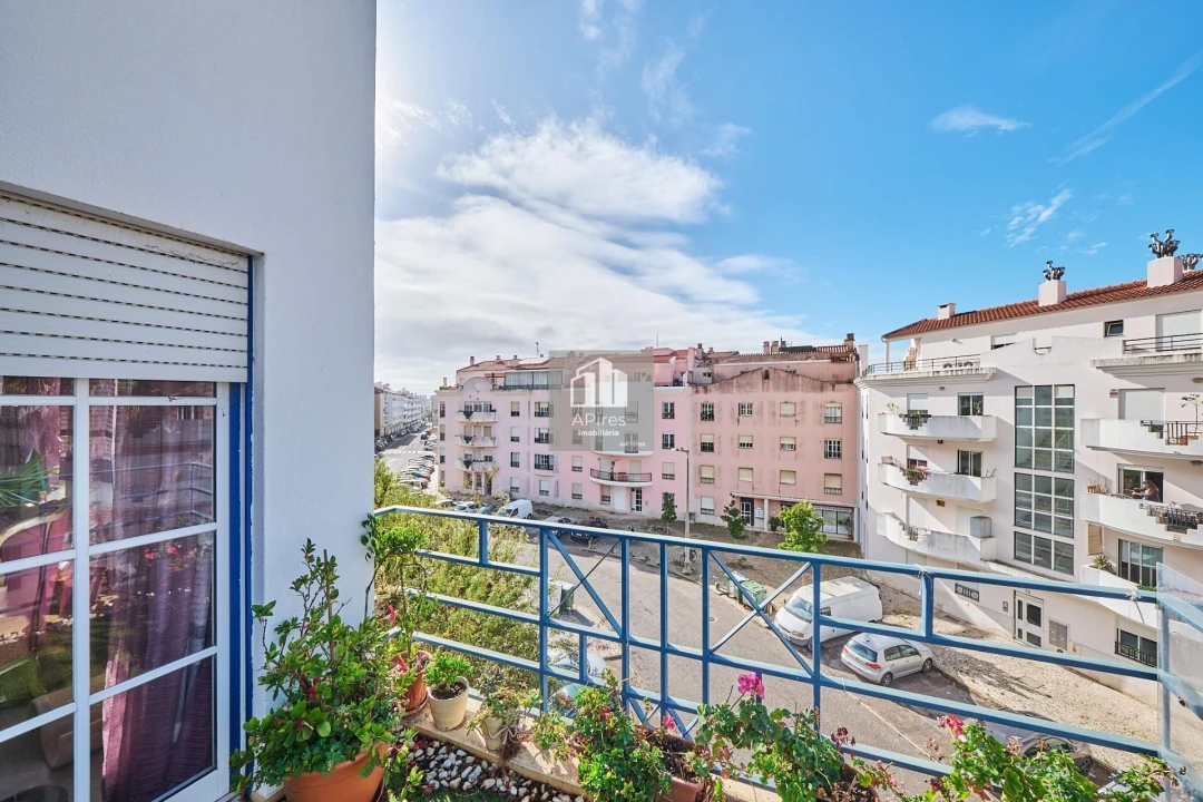 Apartamento T3 para Venda em Costa da Caparica Foto 10