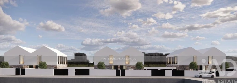 Terreno para Venda em Torre de D. Chama