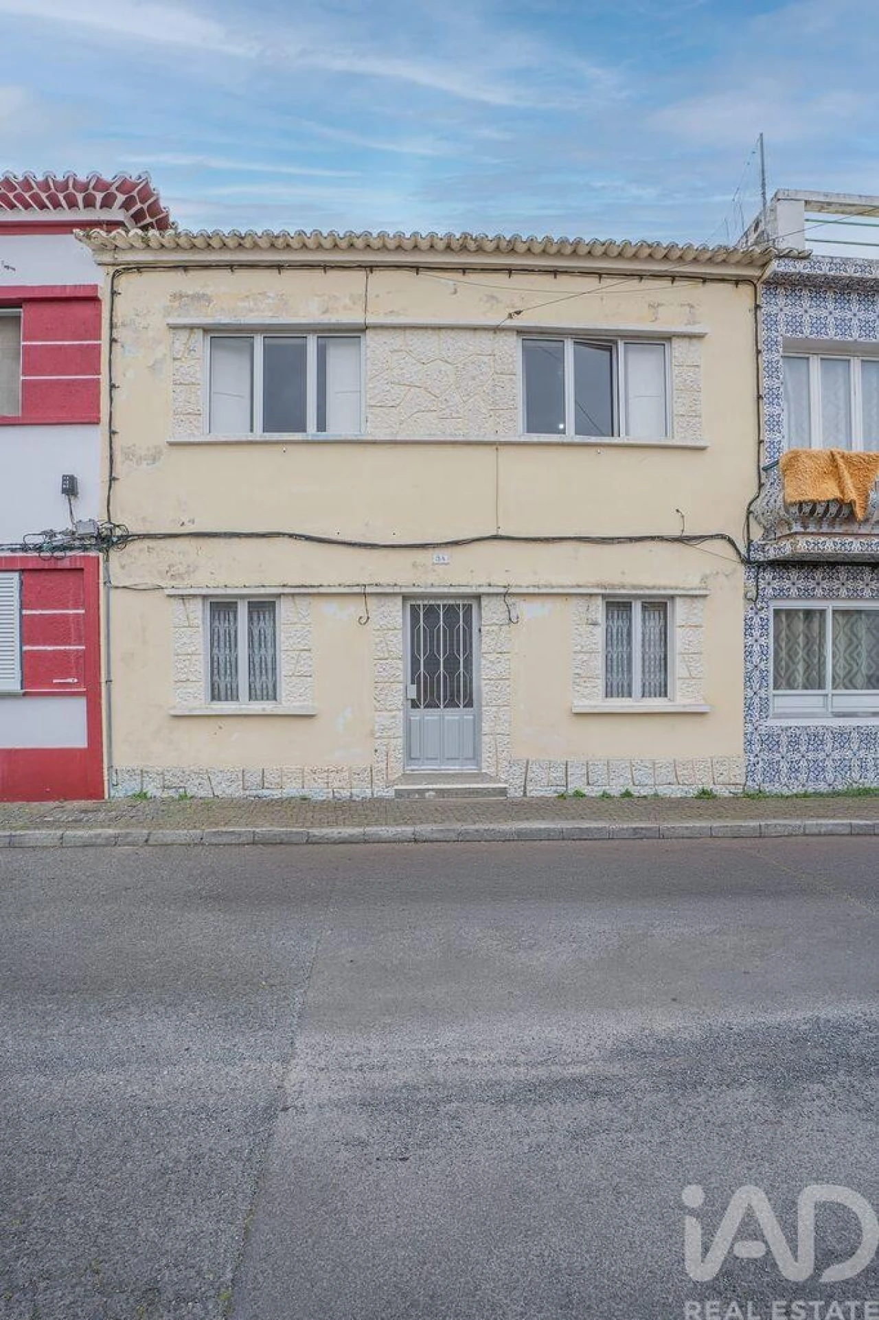 Moradia T4 para Venda em Praia da Vitoria (Santa Cruz) Foto 2