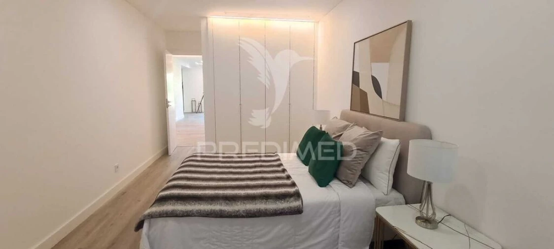 Apartamento T3 para Venda em Benfica Foto 5