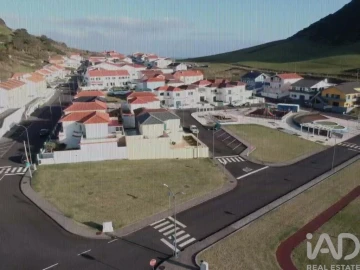 Moradia T3 para Venda em Velas (São Jorge)