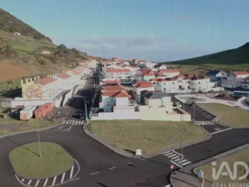 Moradia T3 para Venda em Velas (São Jorge)