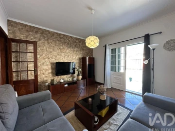 Moradia T3 para Venda em Velas (São Jorge)