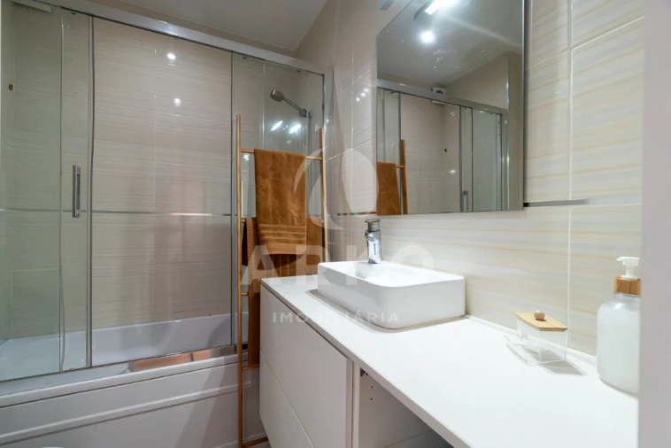 Moradia T4 para Venda em Fânzeres e São Pedro da Cova Foto 23