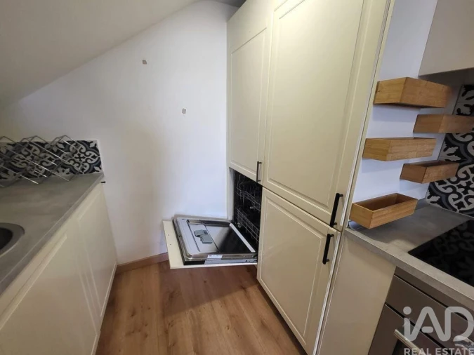 Apartamento T2 para Arrendamento em Santa Maria Maior Foto 25