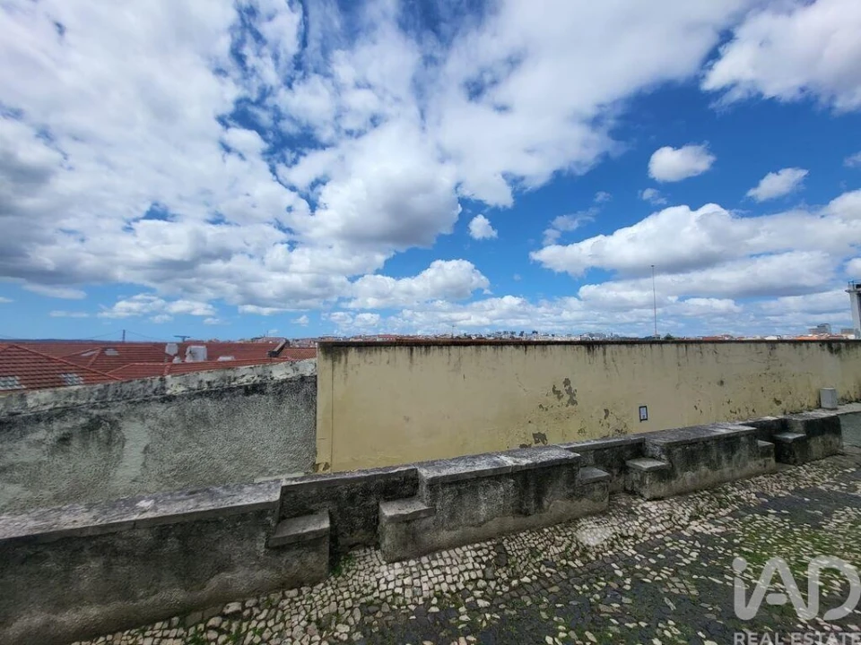 Apartamento T2 para Arrendamento em Santa Maria Maior Foto 29