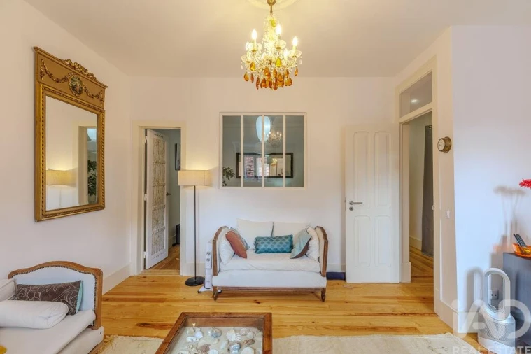 Apartamento T2 para Venda em Penha de França Foto 5