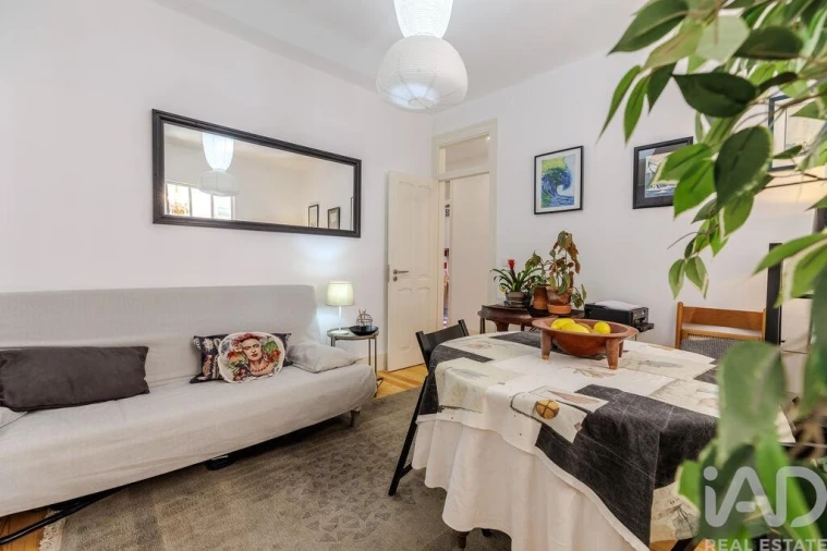 Apartamento T2 para Venda em Penha de França Foto 6