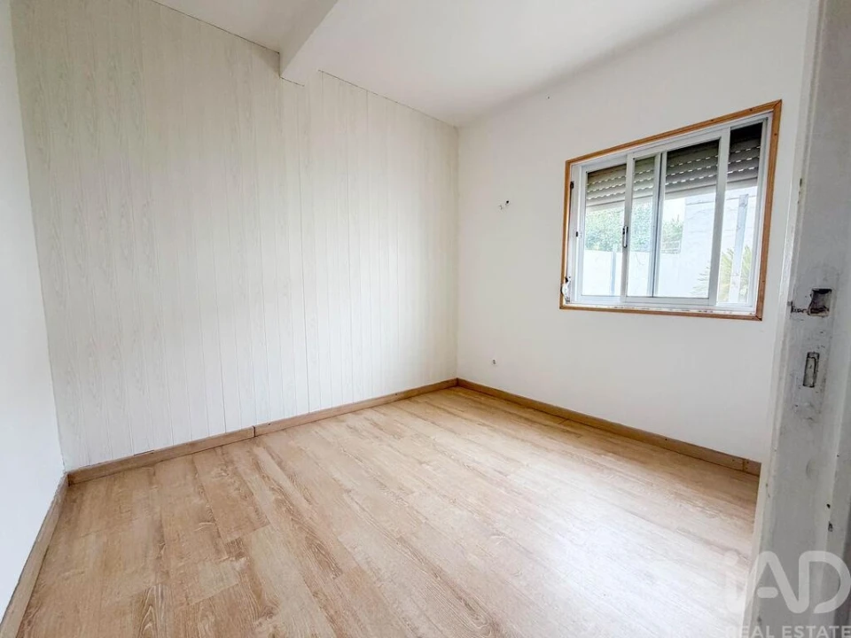 Moradia T2 para Venda em Almeirim Foto 9