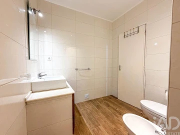 Moradia T2 para Venda em Almeirim