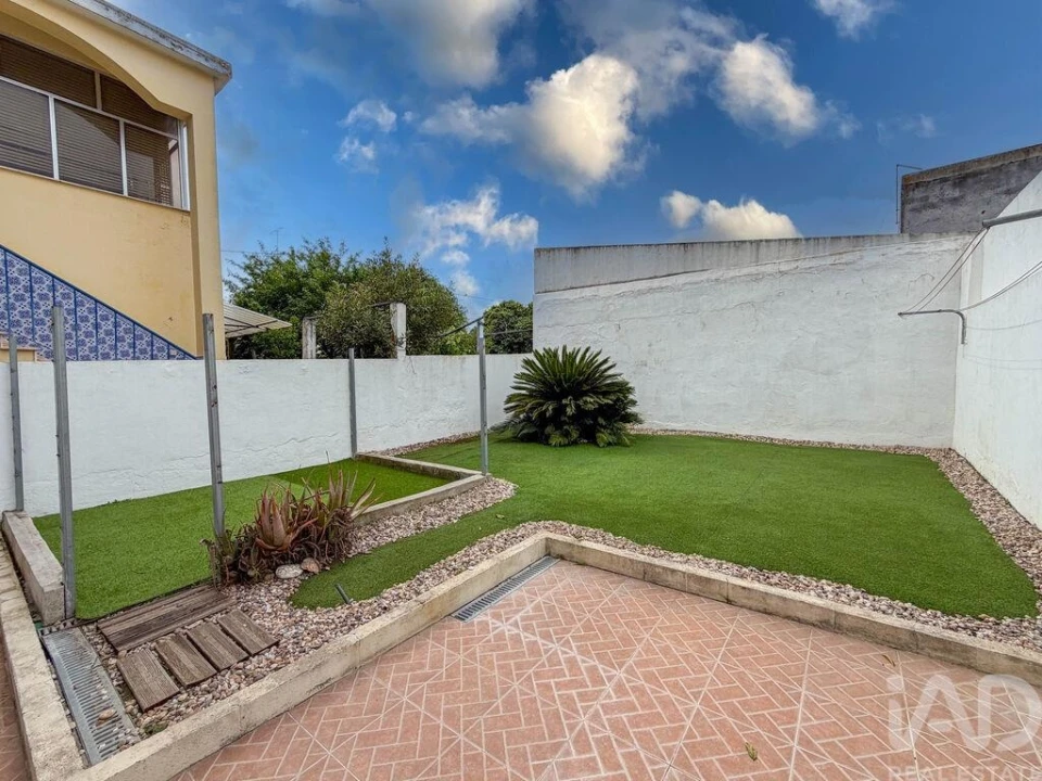 Moradia T2 para Venda em Almeirim Foto 7