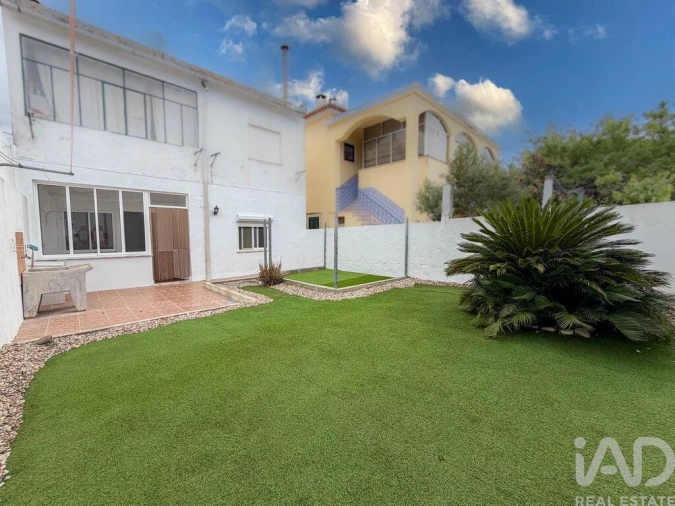 Moradia T2 para Venda em Almeirim Foto 8