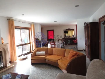 Moradia T3 para Venda em São João de Ver