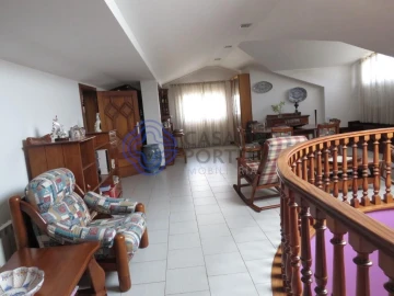 Moradia T3 para Venda em São João de Ver