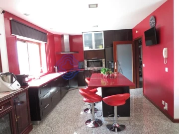 Moradia T3 para Venda em São João de Ver