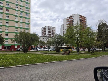 Apartamento T2 para Venda em Laranjeiro e Feijó