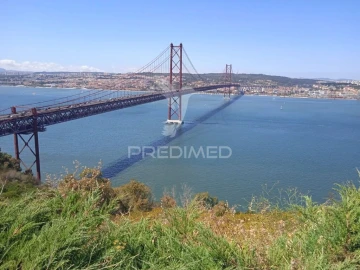 Apartamento T2 para Venda em Laranjeiro e Feijó