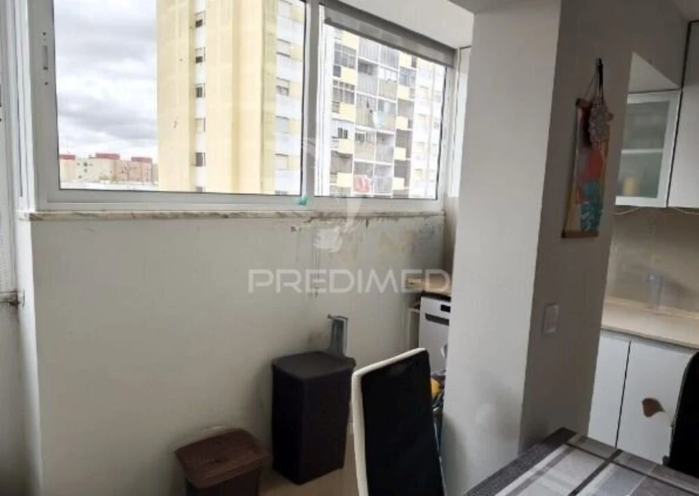 Apartamento T2 para Venda em Laranjeiro e Feijó Foto 5
