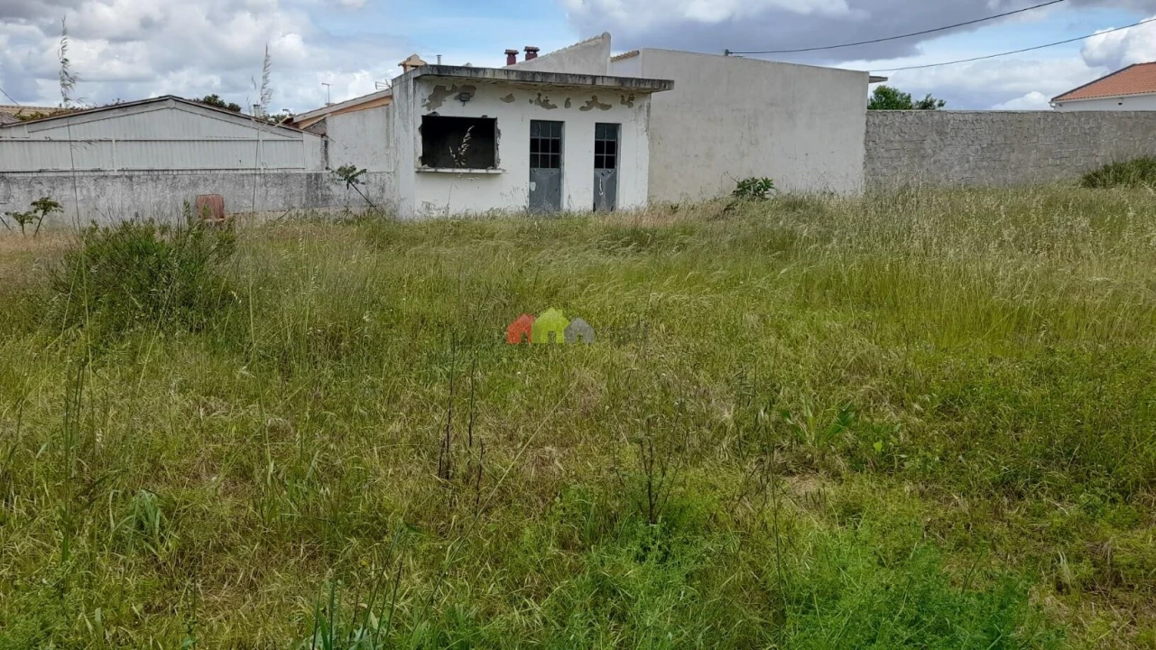 Terreno para Venda em Quinta do Anjo Foto 1
