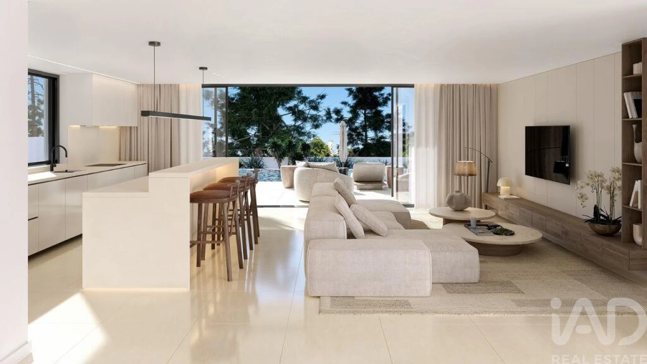 Moradia T5 para Venda em Montenegro Foto 2